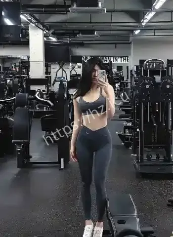 Yana被金主包养